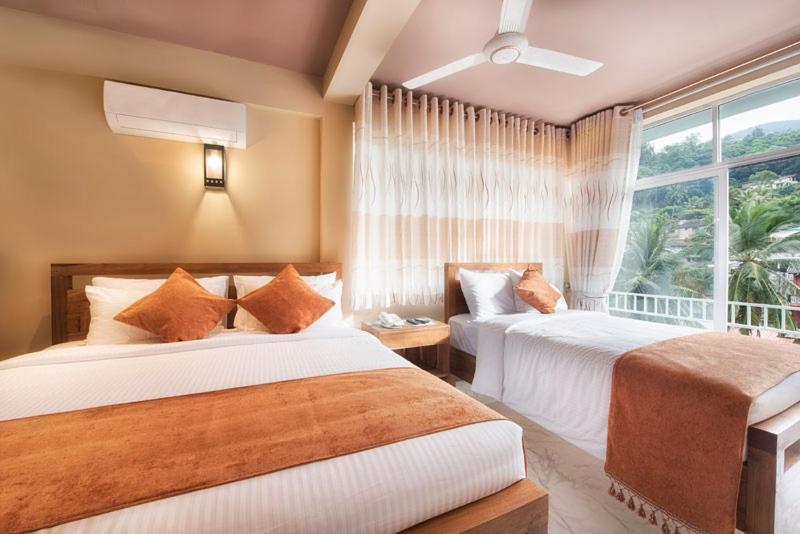 Sobaya Hotel Канди Экстерьер фото