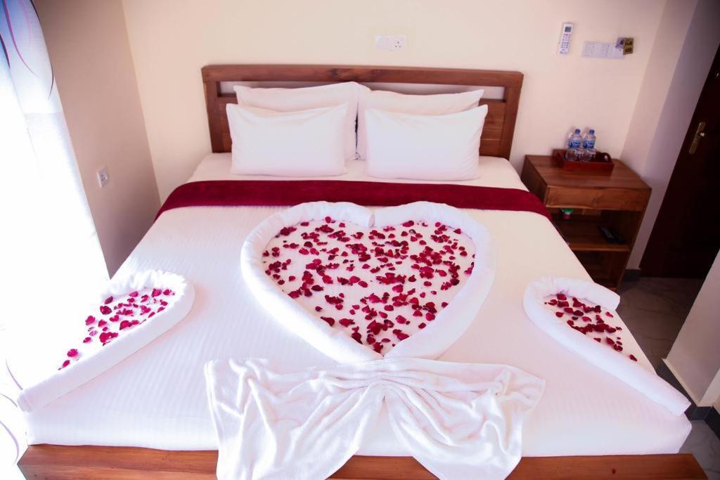 Sobaya Hotel Канди Экстерьер фото